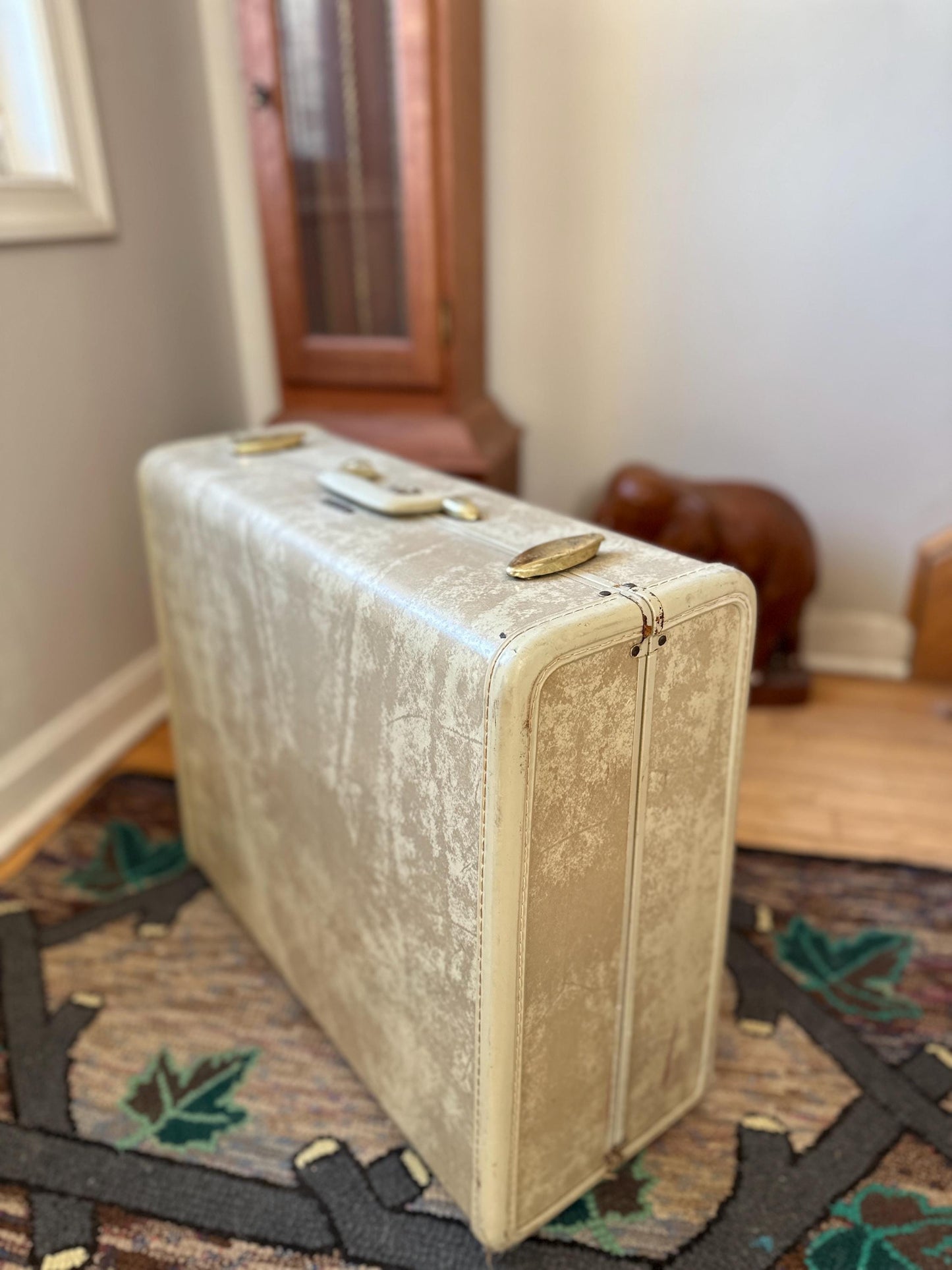 Vintage ~Samsonite Suitcase~Tan Marble ~#4551~Shwayder Bros Hard Case Luggage | Prop Piece
