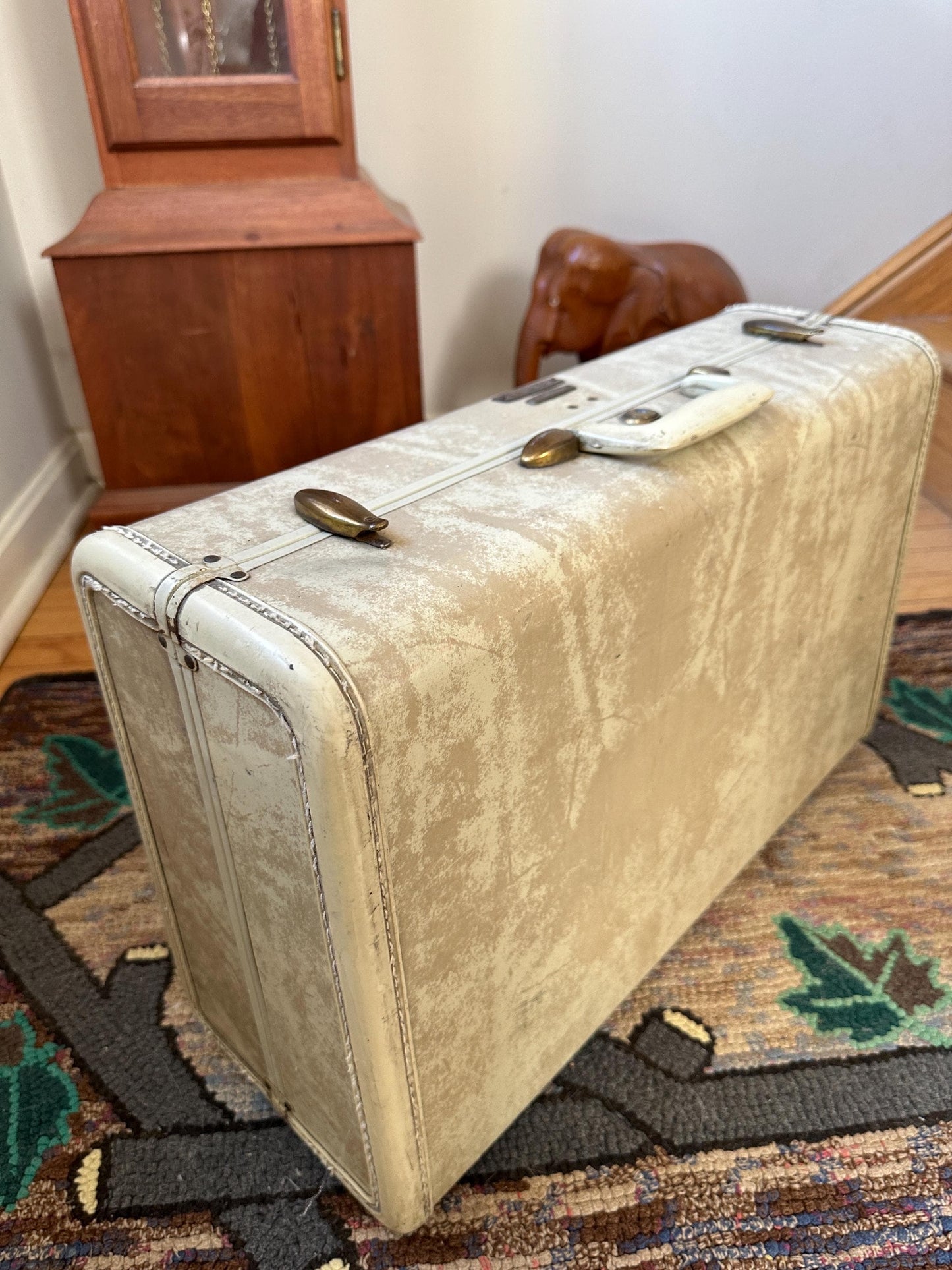 Vintage Cream Marble Samsonite Suitcase, White Suitcase, Vintage Suitcase, Suitcase Photo Prop, Vintage Samsonite Luggage