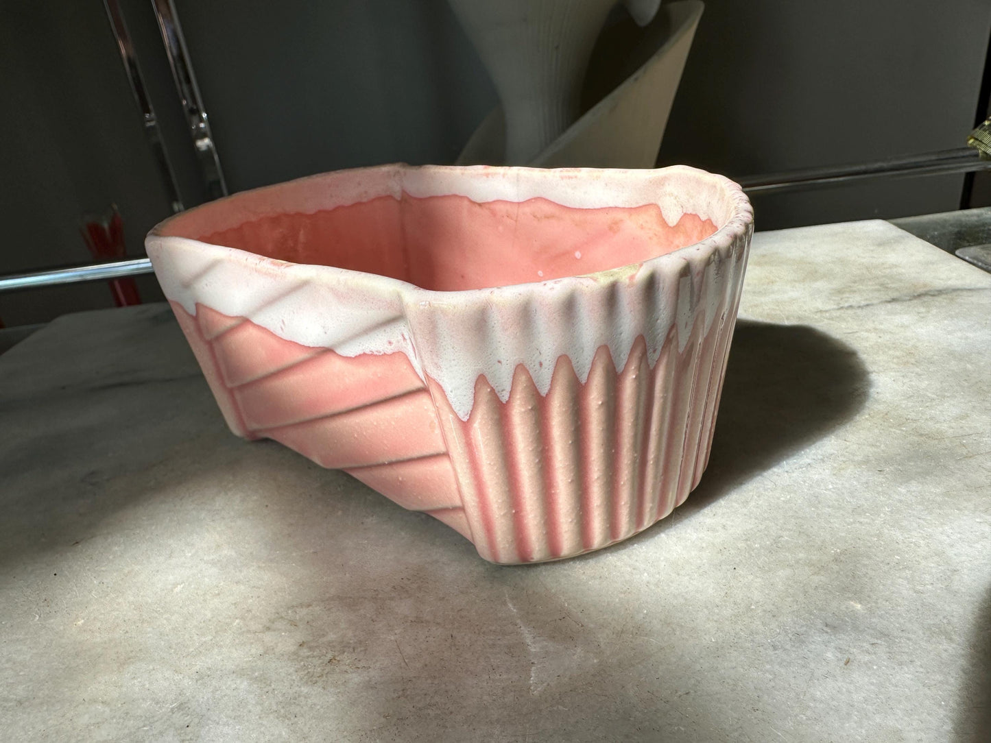 Vintage 1960’s UPCO 200-6 USA Pink Rectangle Planter With White Drip