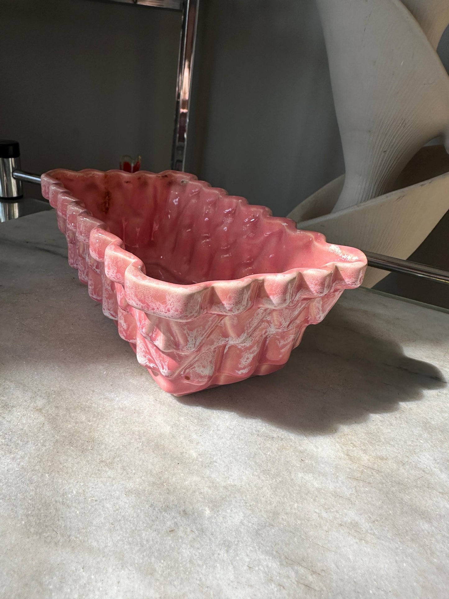 UPCO 1028 Pink Drip Glaze Rectangle Pottery Planter