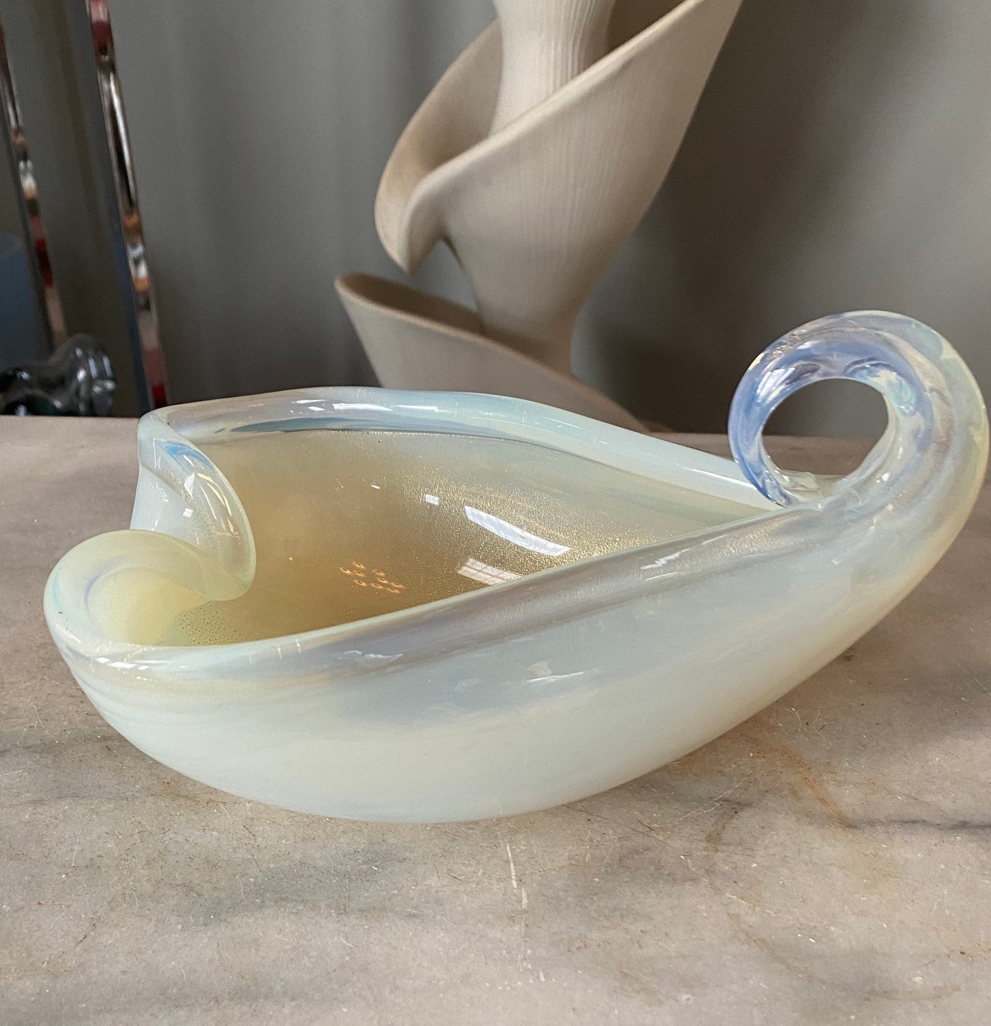 Vintage MCM Art Glass  Bowl | Mid Century Modern Art Glass Bowl | 7.5” x 4”