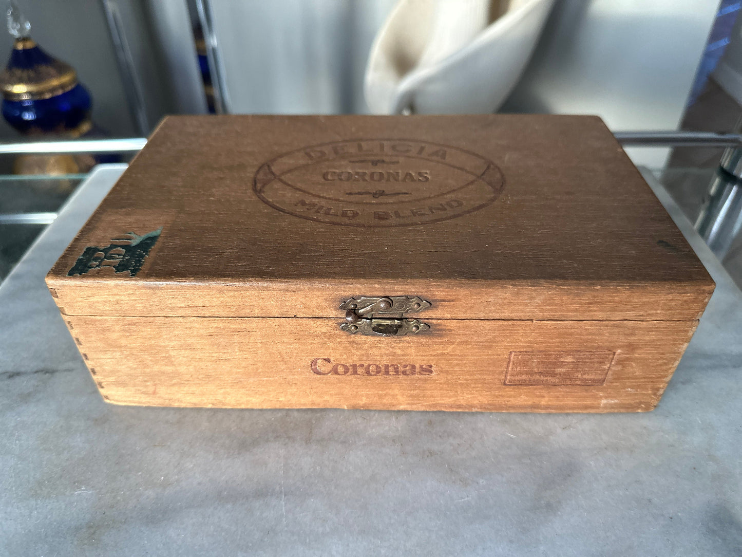 Vintage Wooden Cigar Box Containing 35 Vintage Greeting Cards fromThe 1930s/1940s