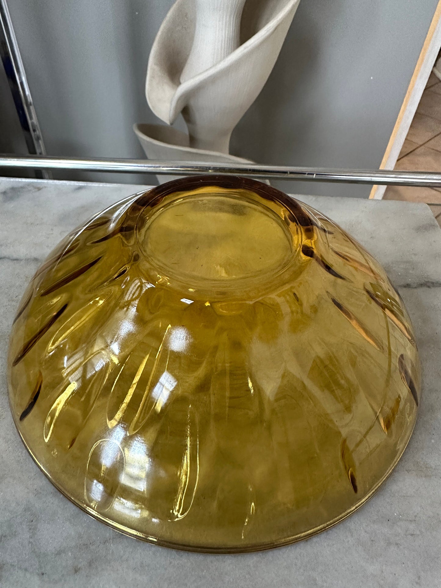 Vintage MCM Medium Sized Amber Thumbprint Glass Bowl  | Mid Century Modern Teardrop Thumbkrknt